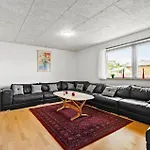 Holiday home Stunning In With Wifi